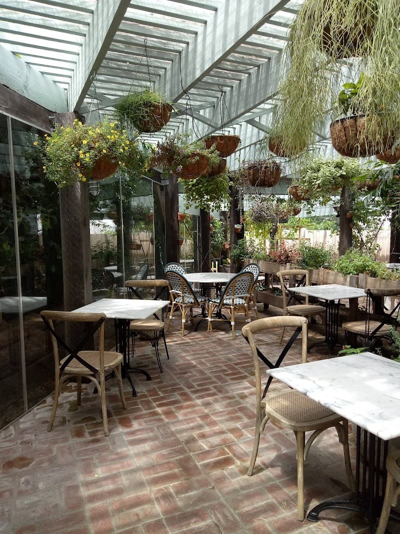 Zia Kitchen - Warm and inviting main entrance in Roselands